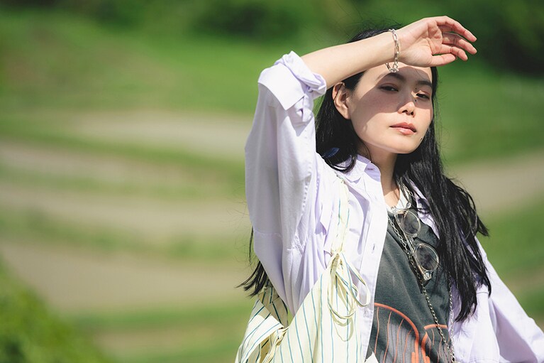 長く愛用できる耐久性に優れたモノづくりと積極的に天然素材を採用するなど、環境負荷の軽減にも取り組んでいるエーグル。ミリカももちろん環境に配慮した生産背景で作られている。そんなブランドのフィロソフィーに奈衣瑠さんが共感するところも大きいはず。