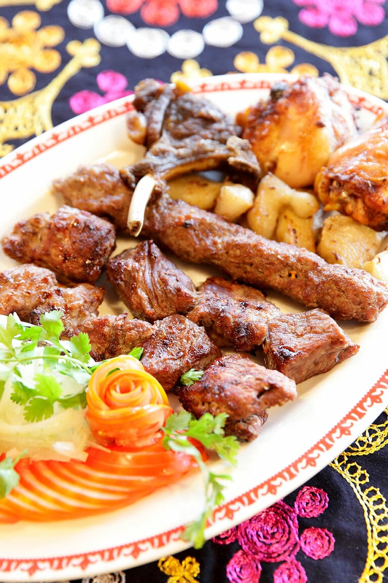 おしゃれなウズベキスタンレストラン「Uchkuduk」。