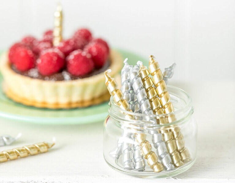 金と銀のキャンドル 各5本入り 10本セット 2.99ドル／ターゲット