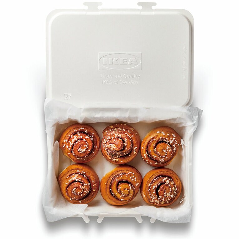 「シナモンロールBOX」500円 。※レストラン価格 600円