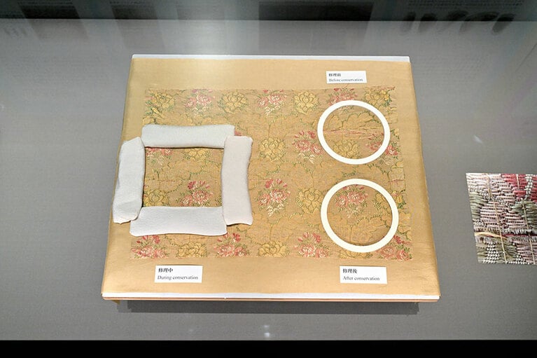 「受け継がれし明治のドレス」展