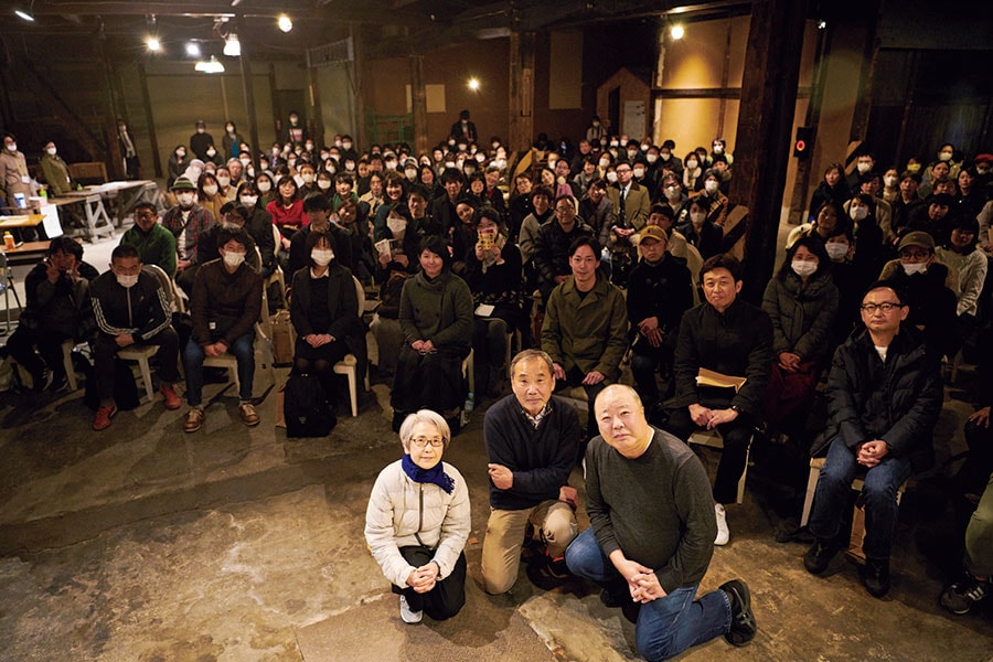 2020年2月22日(土)に早川倉庫で行われたCREA〈するめ基金〉熊本の2回目となるイベント。当日は新型コロナウイルスに備え、受付に消毒液を準備、参加者全員にマスクが配られた。
