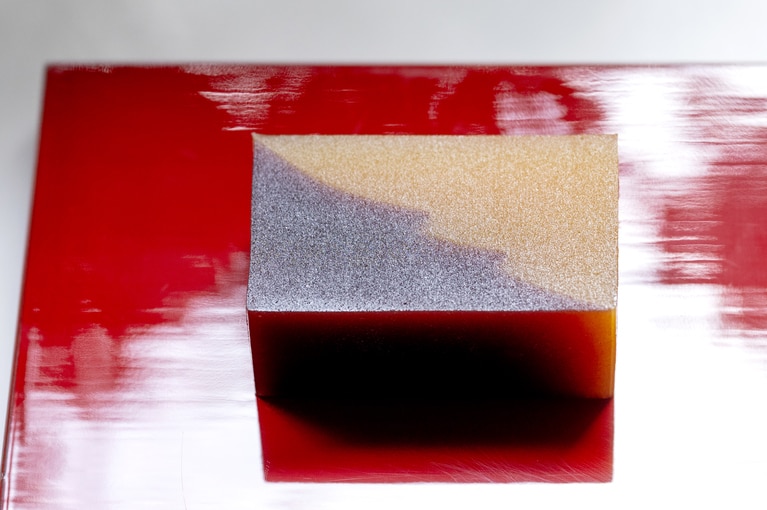 干支羊羹「馬疾風（うまはやて）」。