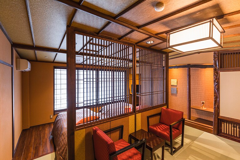 蔦温泉旅館［青森／蔦温泉］リニューアルした西館3F 和モダンツイン。