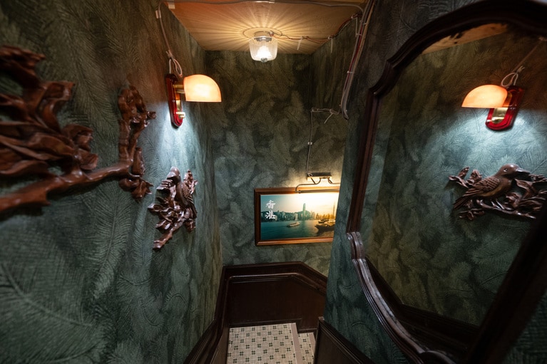 J仔酒場の店内。