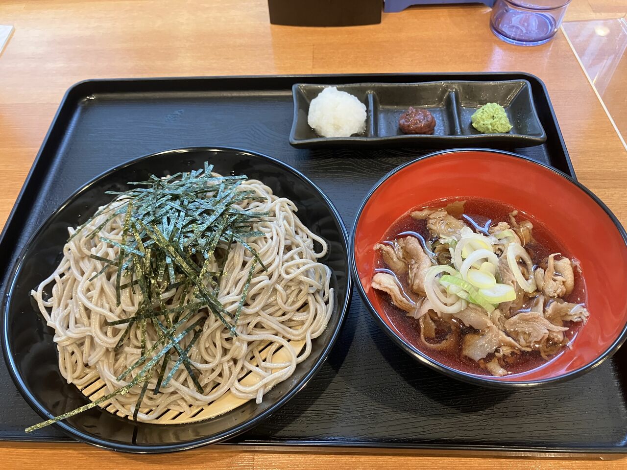 池田店長おススメの「豚と梅おろしのつけそば」