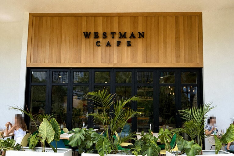 「Westman Cafe」の外観。