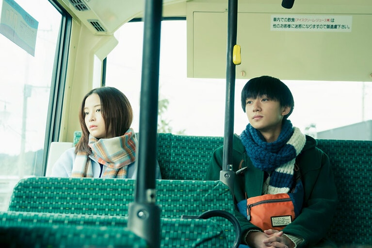 ©2023映画「水は海に向かって流れる」製作委員会 ©️田島列島／講談社