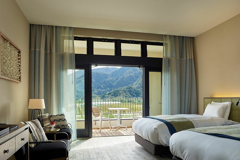 客室から眺めるぶどう畑の風景に心が癒やされます。