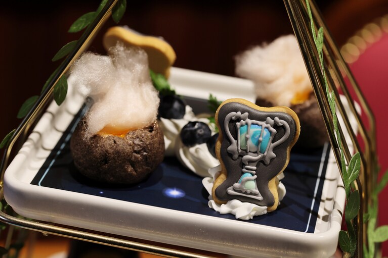 アフタヌーンティーの最上段。