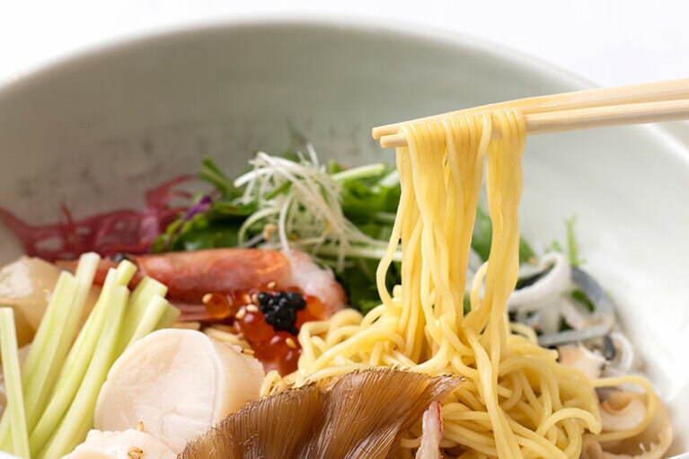 しなやかな麺。