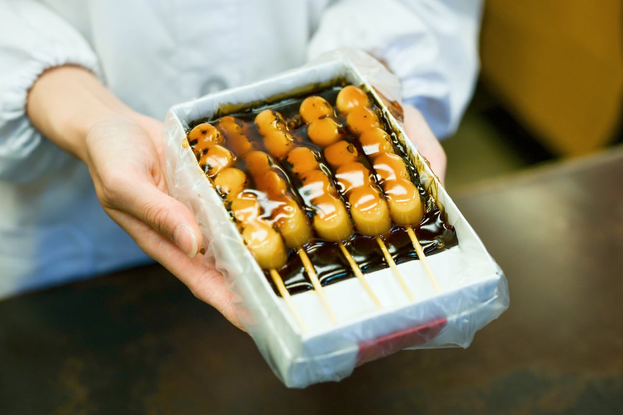 昆布だしを使ったたれは、当初は珍しかったそう。5本入り600円のほか10本入りもあり。