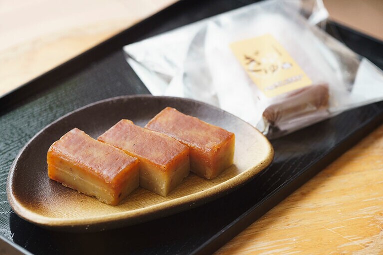 「ぎゅ」1袋・3片入り 590円（店頭販売価格）。