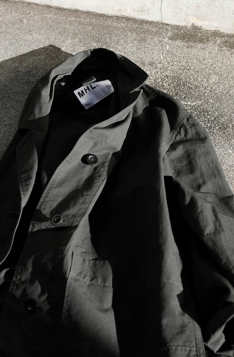 WA-SHI COTTON PLAIN WEAVE JACKET　49,500円。