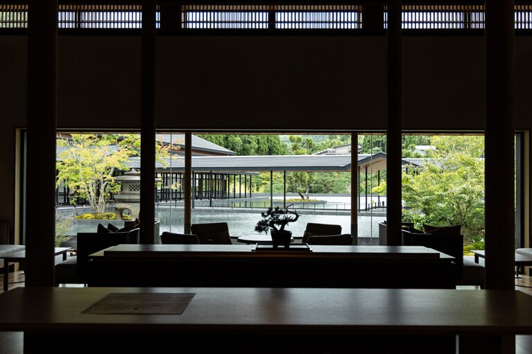 オリジナルブレンド茶を用意する「TEA HOUSE」でのくつろぎのひとときも素敵。