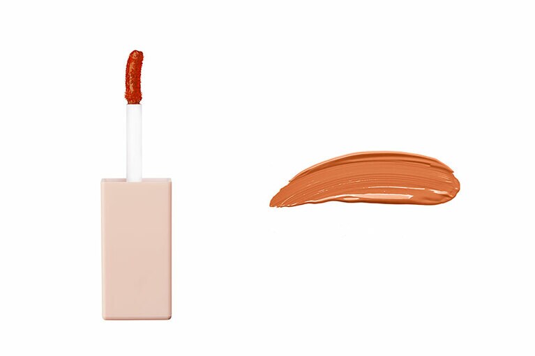 名前通りの柿(パーシモン)色。こなれた雰囲気に。ルージュリップティント 07パーシモンオレンジ。