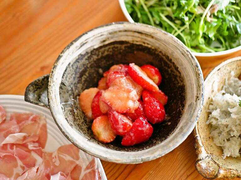 いちごのたらこ和え。