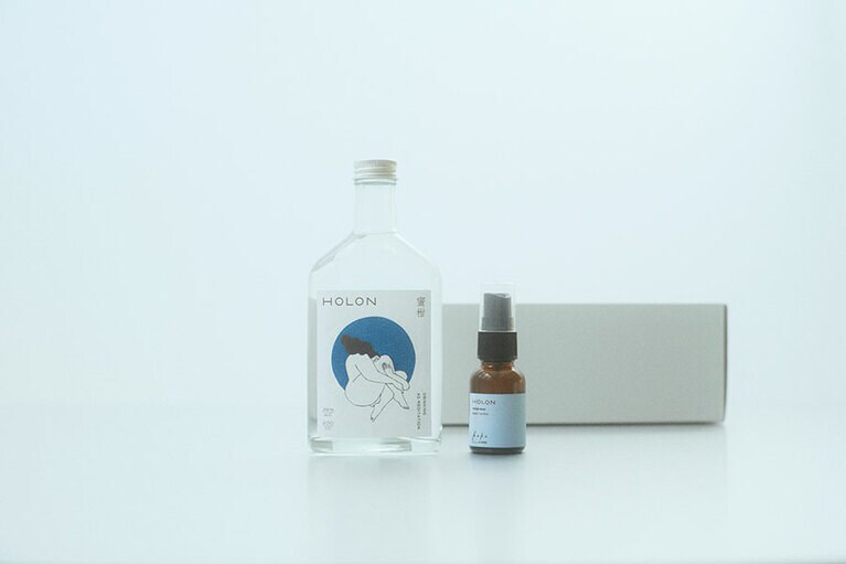 HOLON