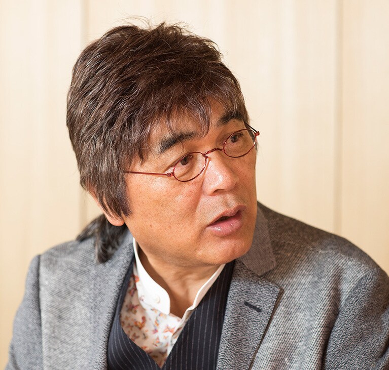 綾小路きみまろ。毒を吐きながら、他人に厳しい団塊の世代の方々を微笑ませるという恐るべき話術の持ち主。