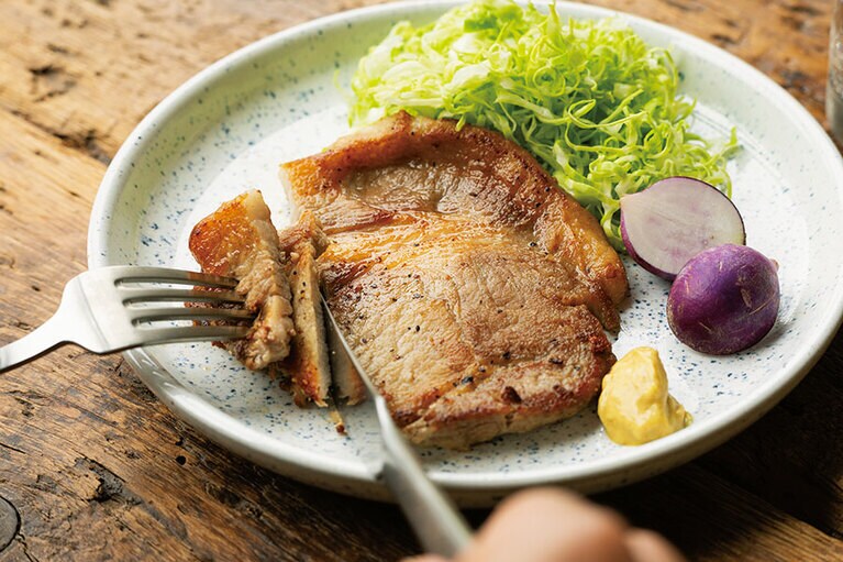 都城産「甘熟豚 南国スイート」とんかつ・焼肉セット／栗山ノーサン