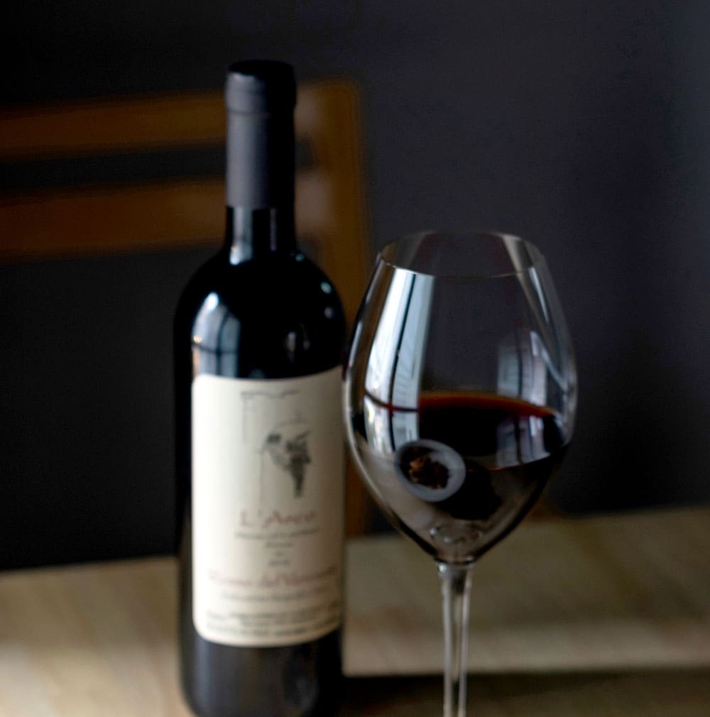 ワインのラインナップはイタリアワインが中心。グラスワインは900円～。