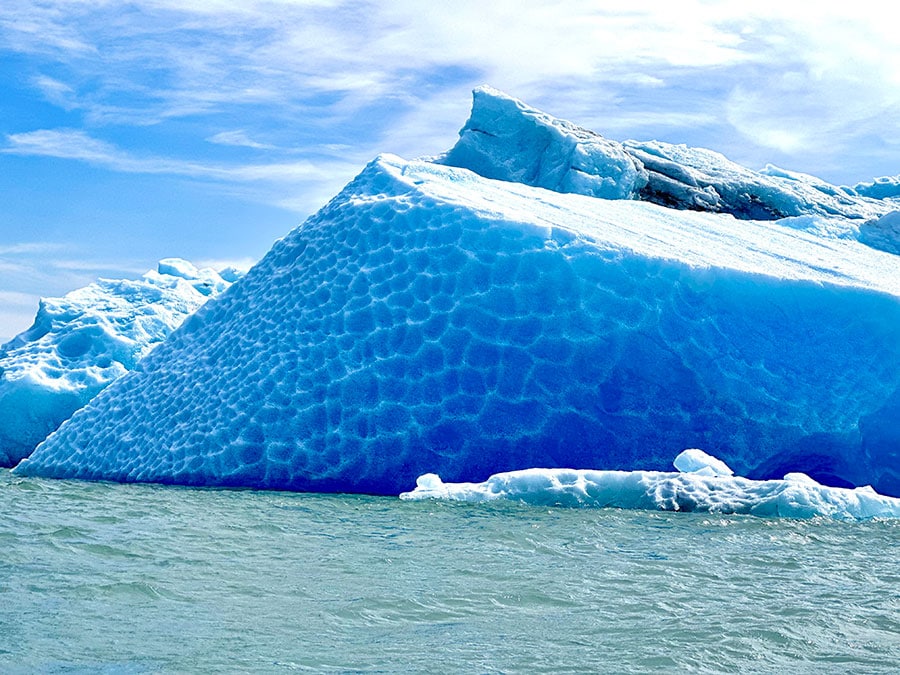 氷河の形は様々。