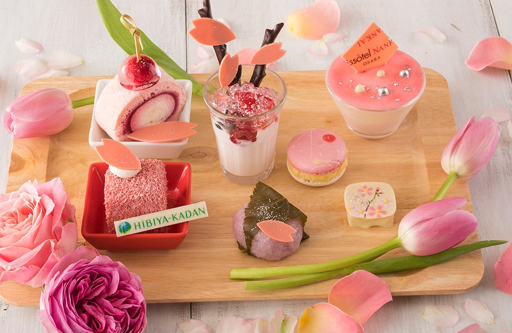 スイーツメニューは、「桜パンナコッタ」「桜とアールグレイのパウンドケーキ」「桜餅」など和洋バラエティに富んだラインアップ。