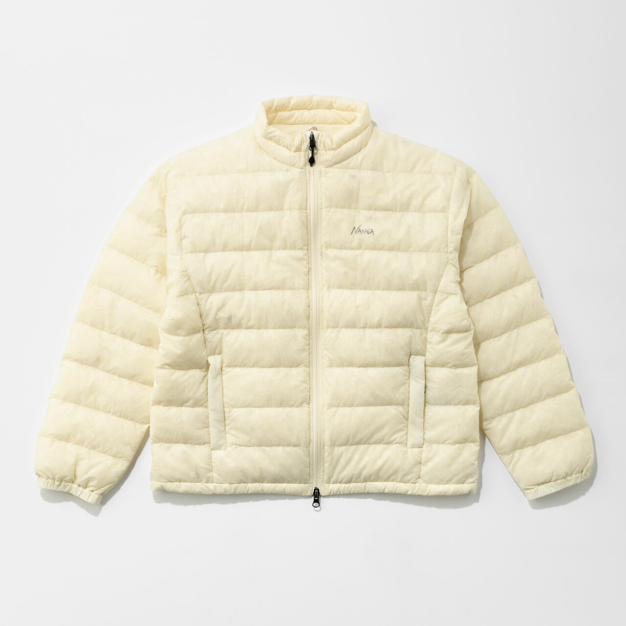 ナンガ “シアーダウンジャケット”／33,000円。