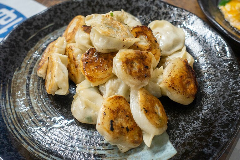 「焼きぎょうざ」450円※9個の価格です。