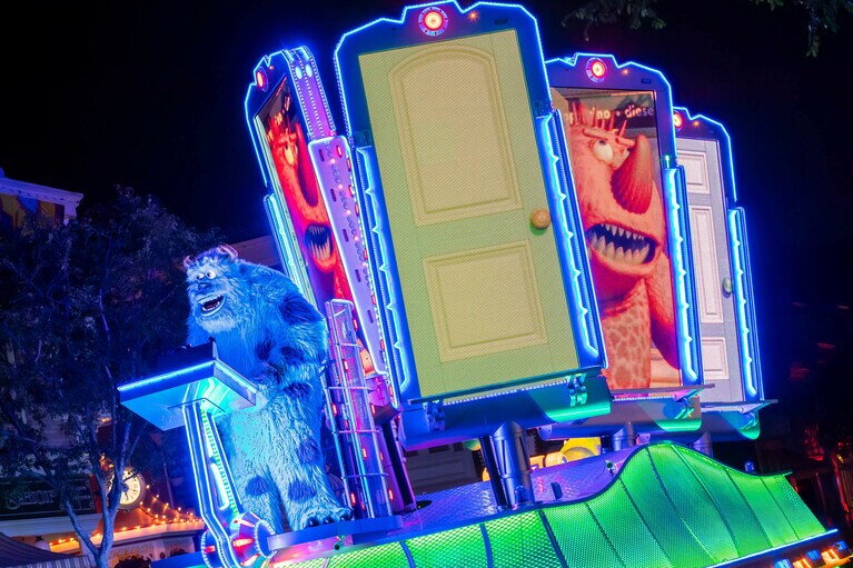 『モンスターズ・インク』シリーズのサリーが登場（写真提供：ディズニー・デスティネーション・インターナショナル）(c)Disney/Pixar