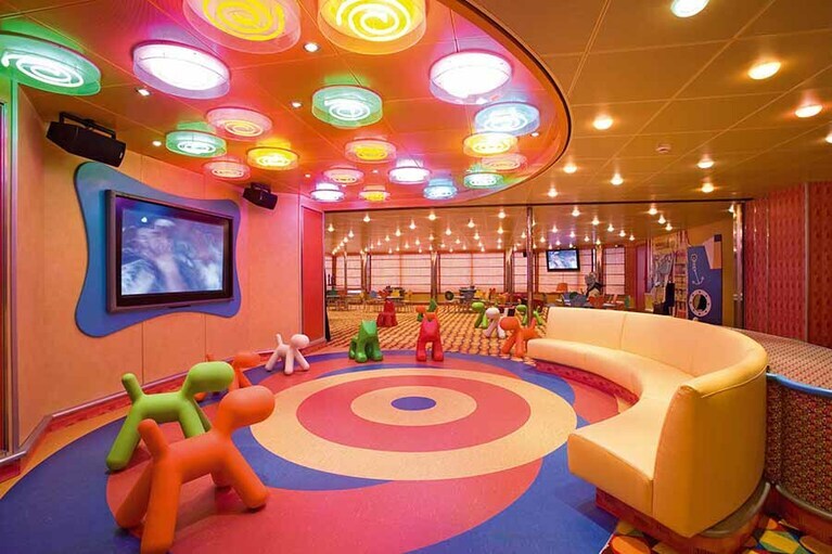 キッズエリア「スクウォッククラブ」。