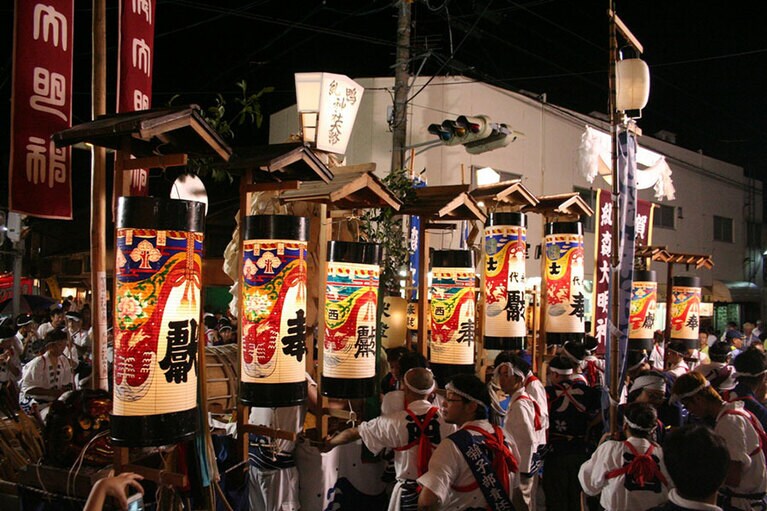 やすぎ月の輪まつり・月の輪神事。