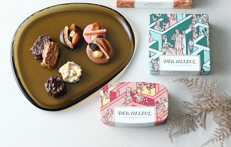 写真中央は「ジャルダン スクレ フリアンディス(6個入り)」 1,500円。