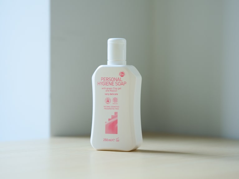 アルジタル デリケートハイジーンソープ 250mL 3,300円。