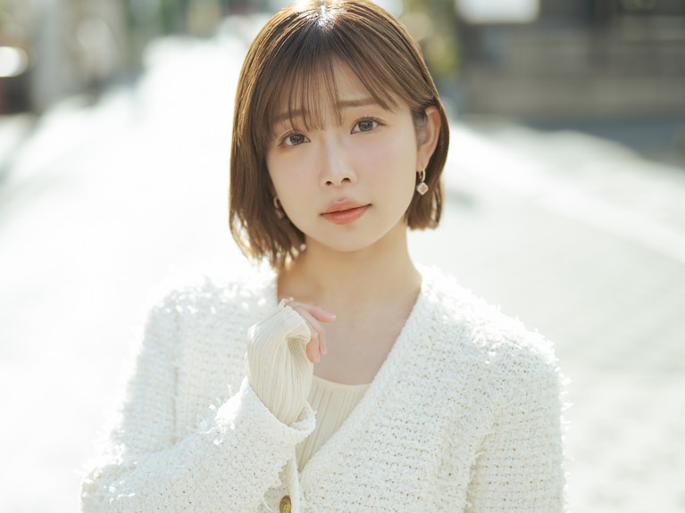 紗倉まなさん。