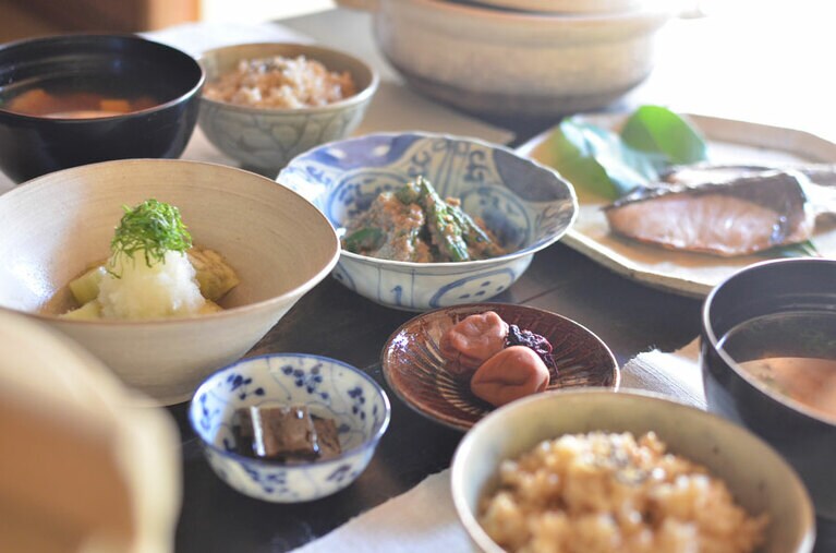 朝食は宿泊予約時にオーダー可能(有料)。