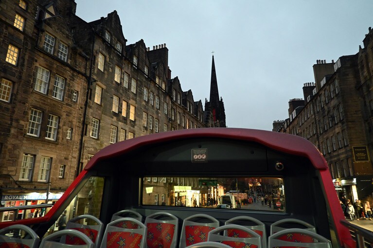 ヘッドホンガイドと地図を参考にしながら周遊すると、街のおおよその位置関係がわかってきます。