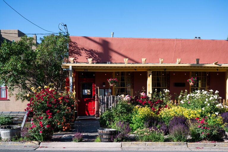 サンタフェを散策していると、そこかしこで素敵な光景に出会えます。