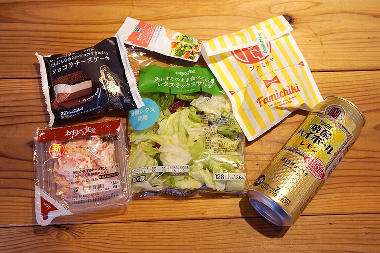 パリッコさんが欲望のままに買ってきた酒とつまみたち。