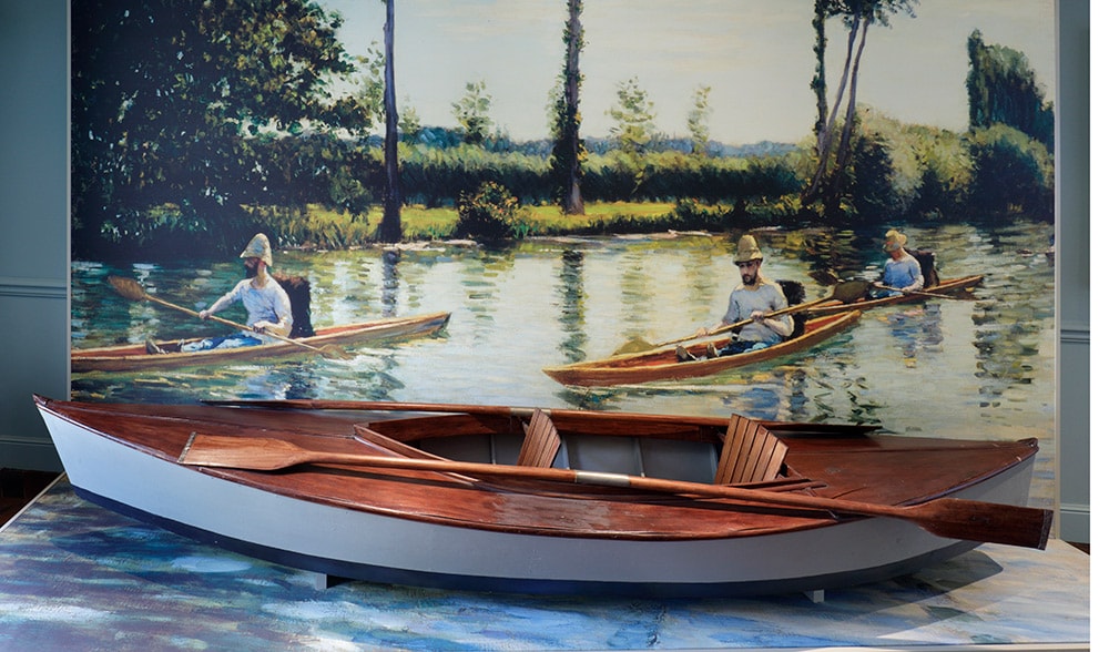 カイユボットが好んで邸内のイェール川に浮かべ描いた、“ぺリソワール”という小舟。複製を展示。