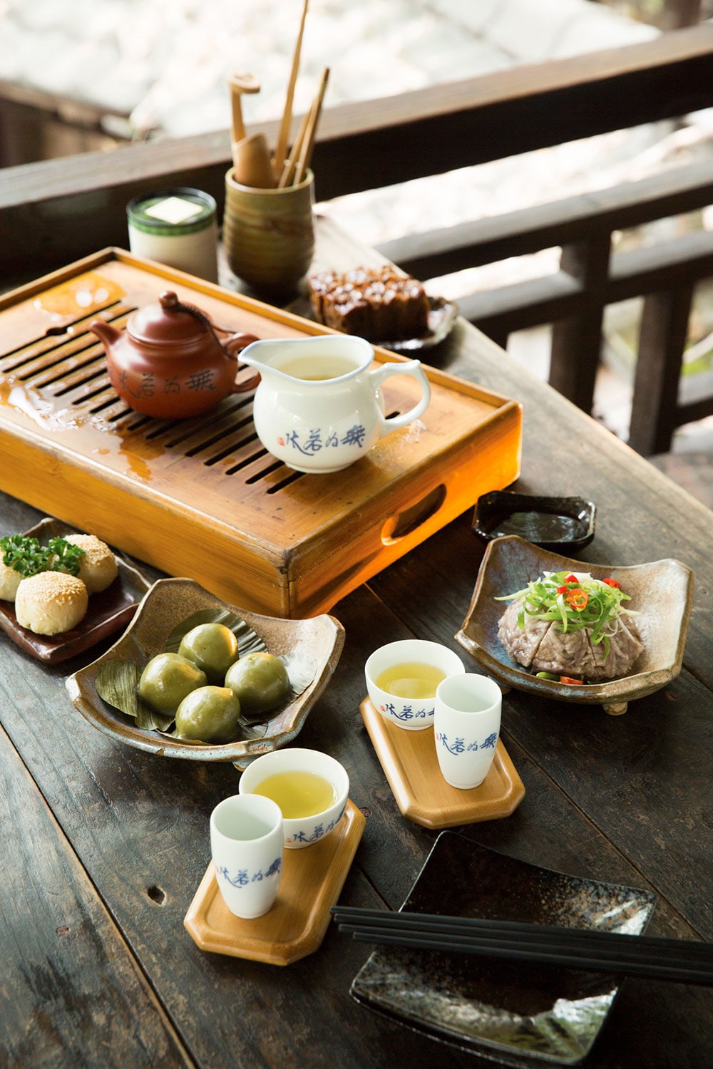 【台中散策】優雅な空気に満たされている茶藝館「無為草堂」。