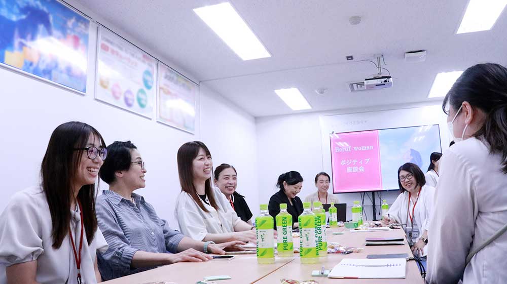 女性専用の健康相談窓口や座談会も設けるなど、風通しの良い環境が魅力。