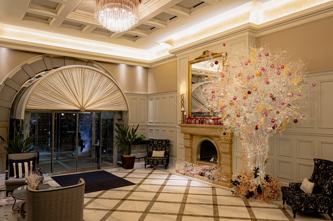 ロビーの暖炉。