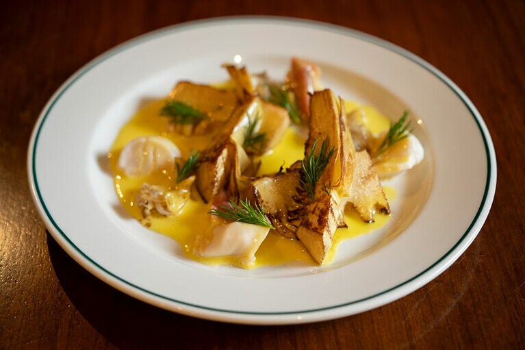 鎌倉にもタケノコも並び始めました。