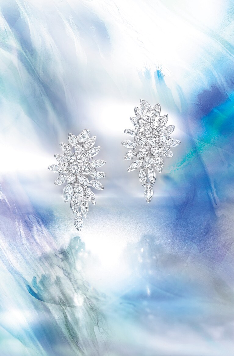 イヤリング（PT×WG×DIA）（参考商品）／ヴァン クリーフ＆アーペル（ヴァン クリーフ＆アーペル ル デスク）