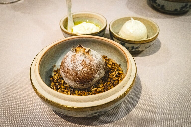 食べ始めたら止まらない自家製のパン。