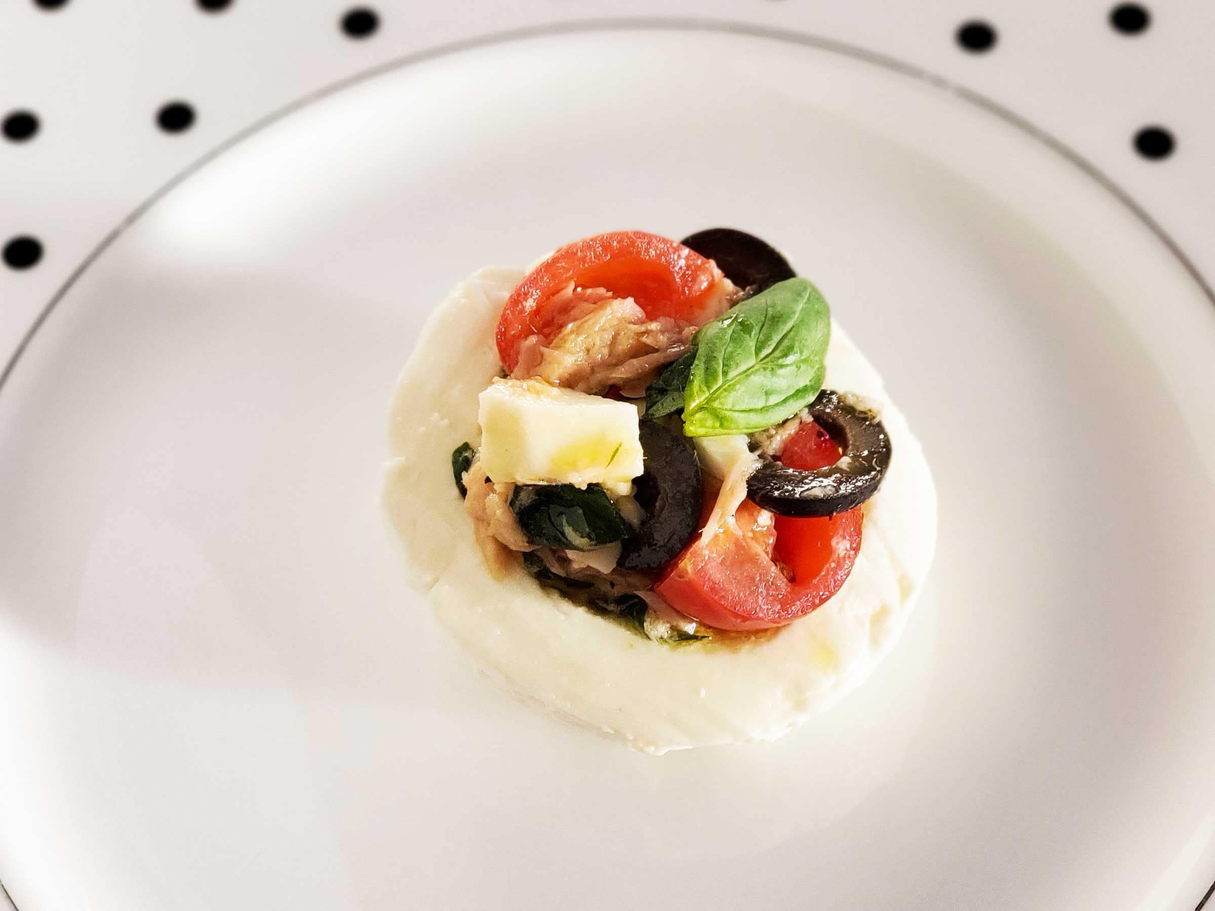 あと1品 に便利なイタリア前菜レシピ モッツァレラチーズと野菜のリピエーノ 簡単なのに味は抜群 イタリア マンマの愛情レシピ