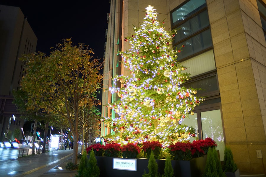 ザ・ペニンシュラ東京のクリスマスツリー。