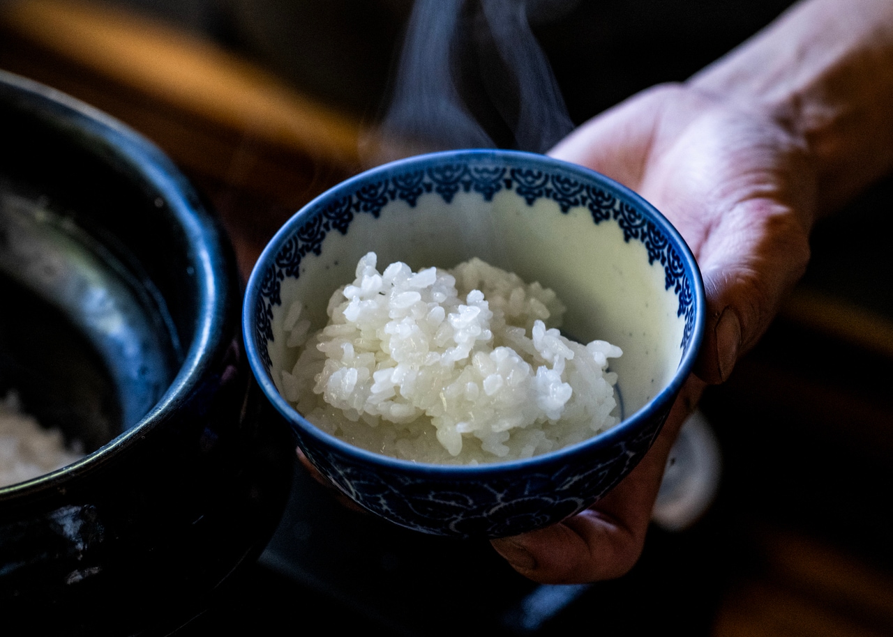 ご飯茶碗によそえば、メインディッシュのできあがり。