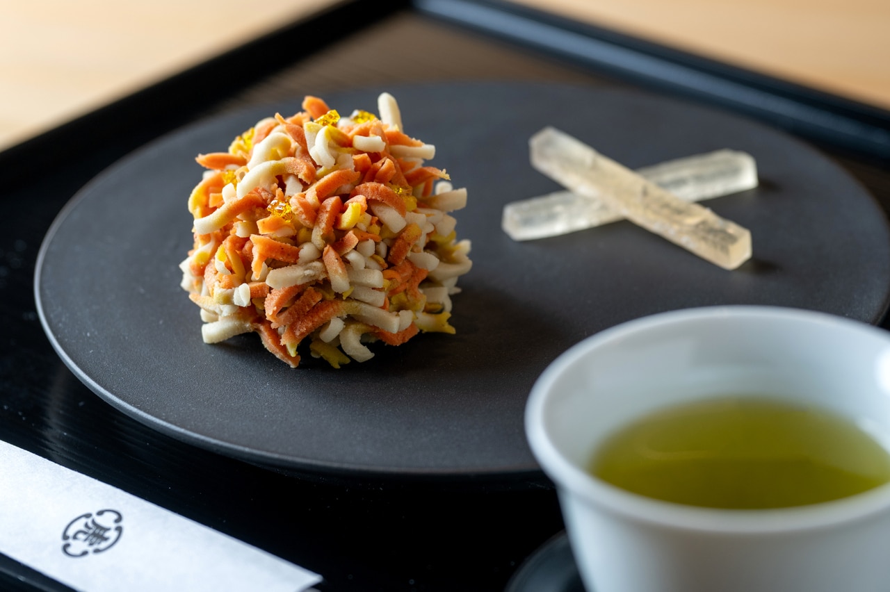 秋らしい色合いのきんとんのお味は？